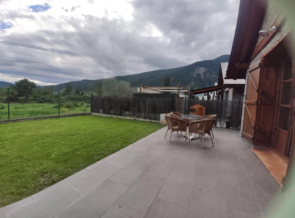 Casa Orbil Villa Villanúa Екстериор снимка